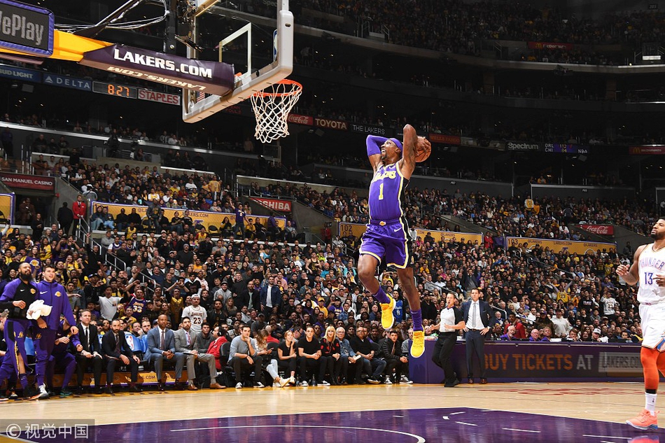 的运动员争 的运动员争