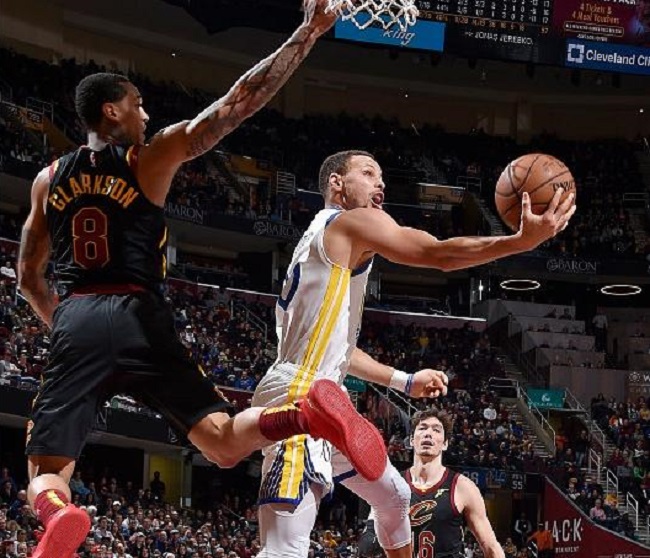 动足球在全 动足球在全