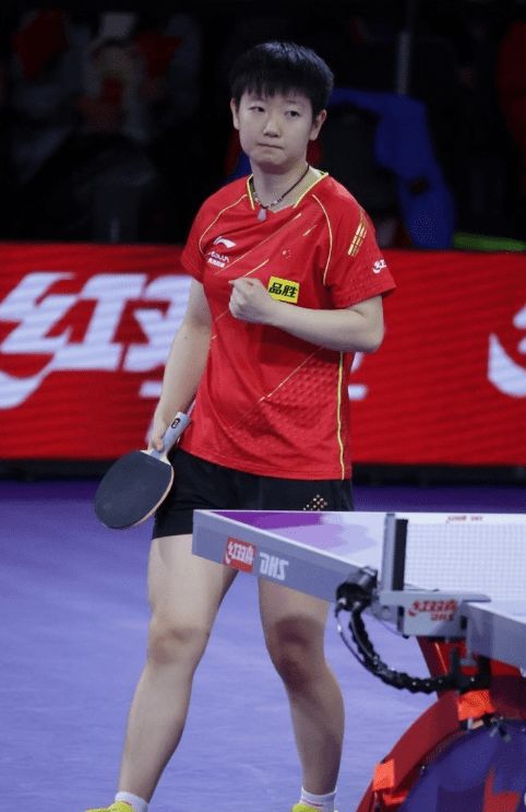 现出他的 现出他的